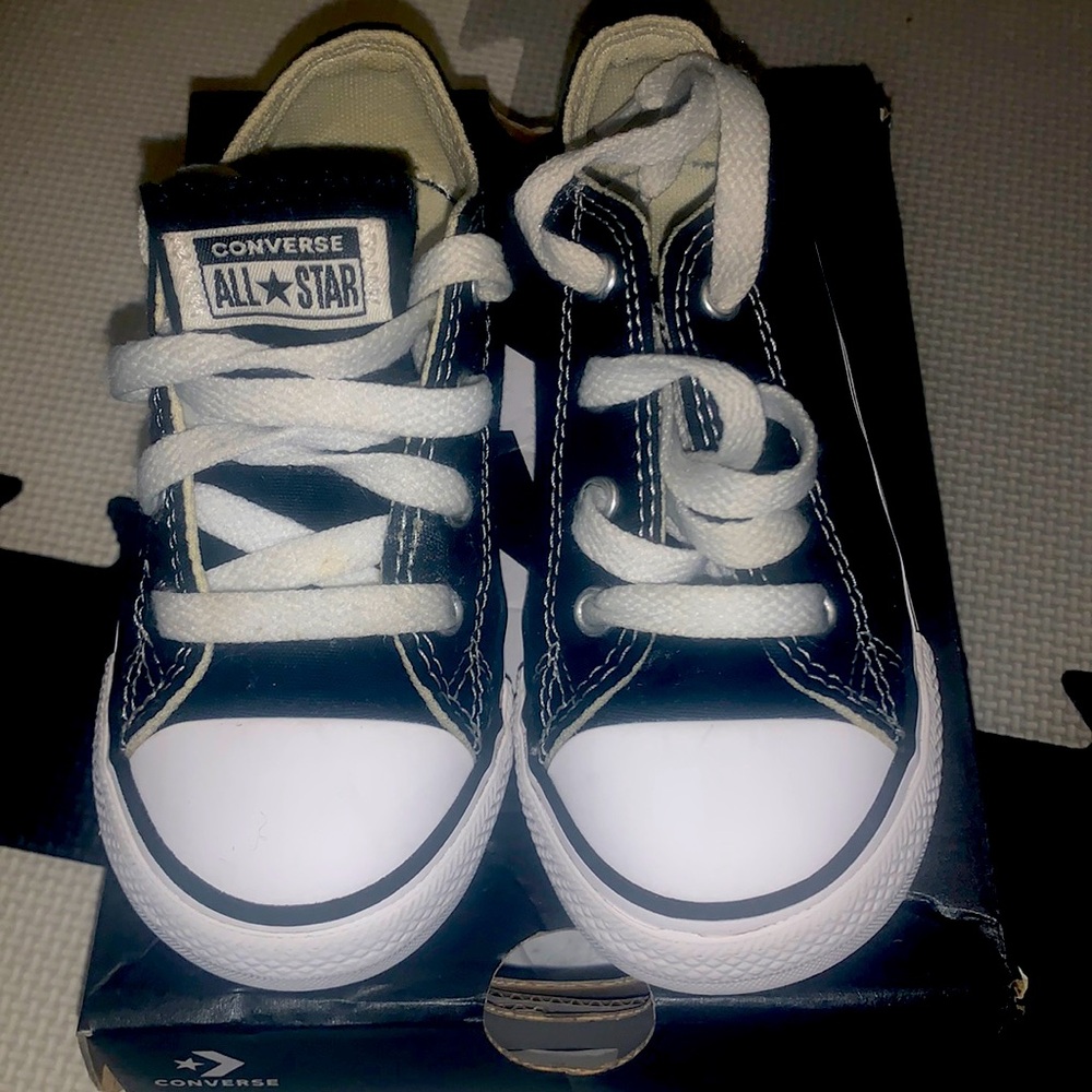 Black low top Converse